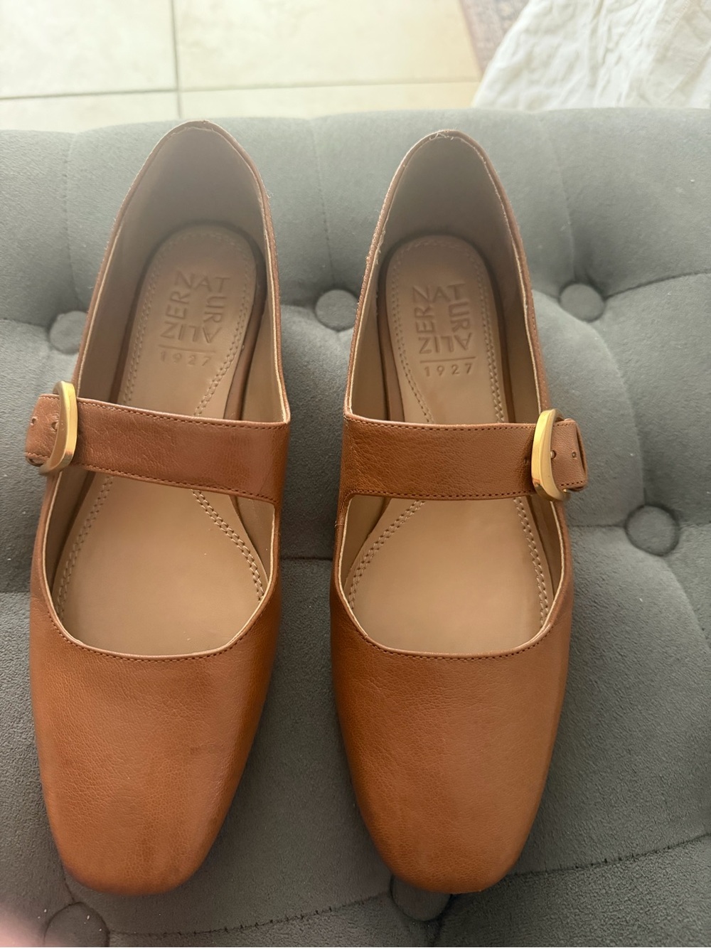 Naturalizer Tan Leather Mary Jane Flat with Gold Buckle